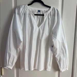 NWT Old Navy Women's White Blouse